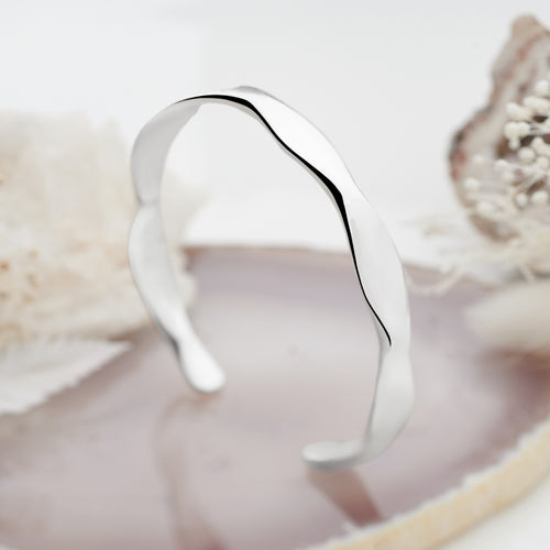 Riptide Bangle