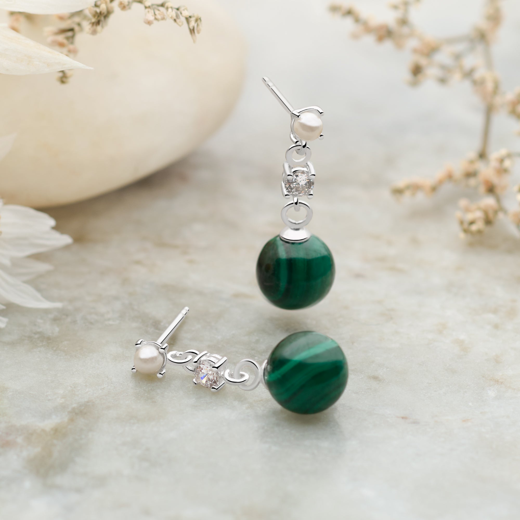 Ａr1pel Malachite authentic earrings, green