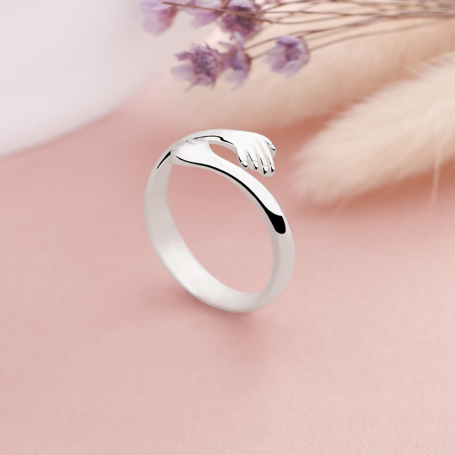 Hugs Wrap Ring