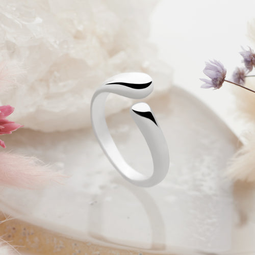 Encompass Ring