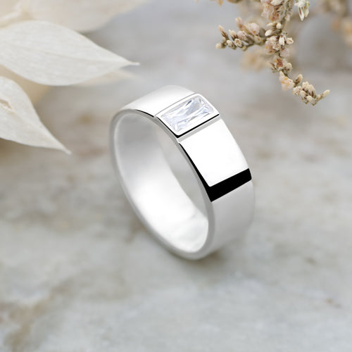 Sparkling Flat Band Ring