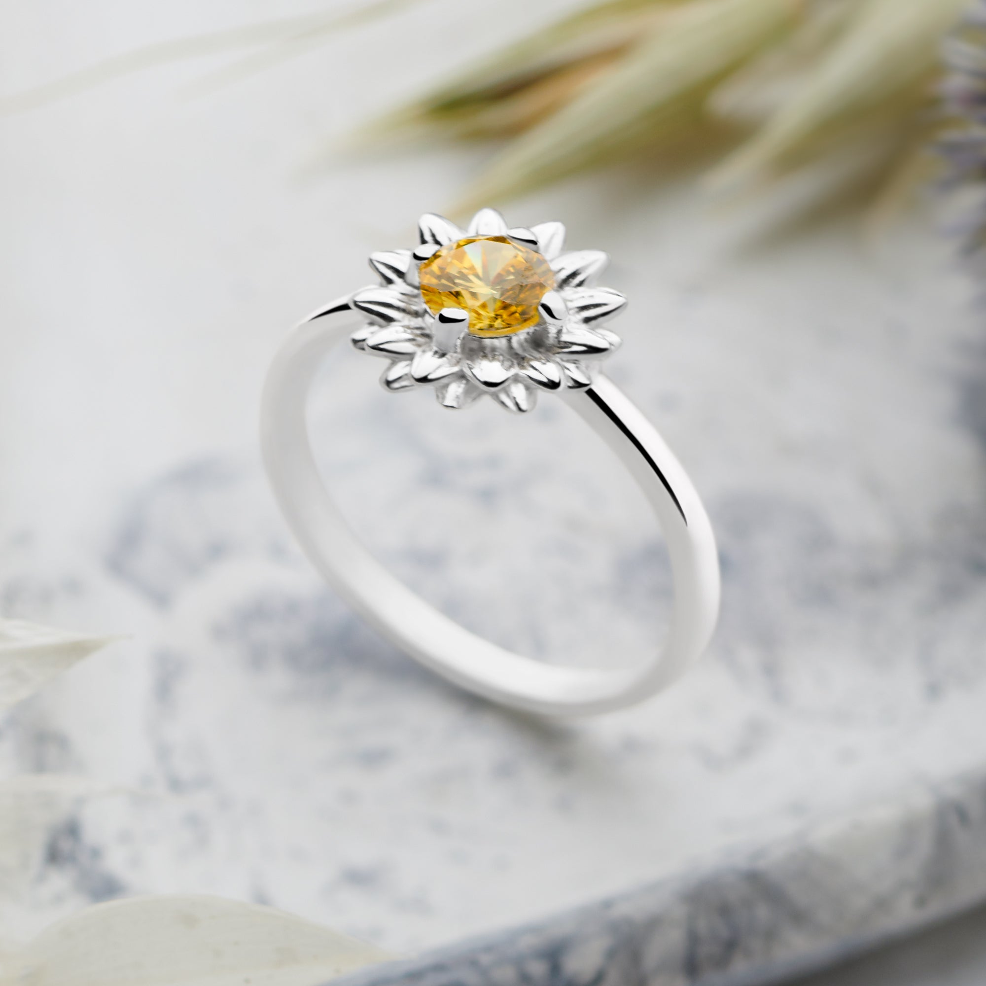 Daisy fashion flower open adjustable ring